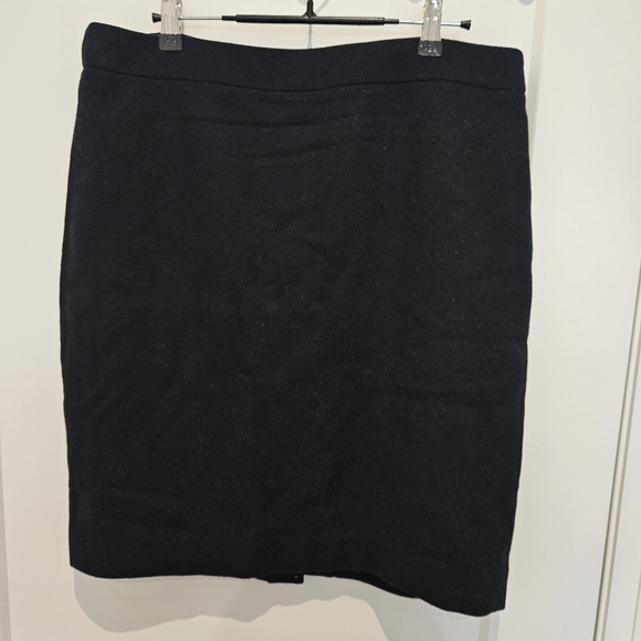 J Crew "The Pencil Skirt" - Picture 2 of 4